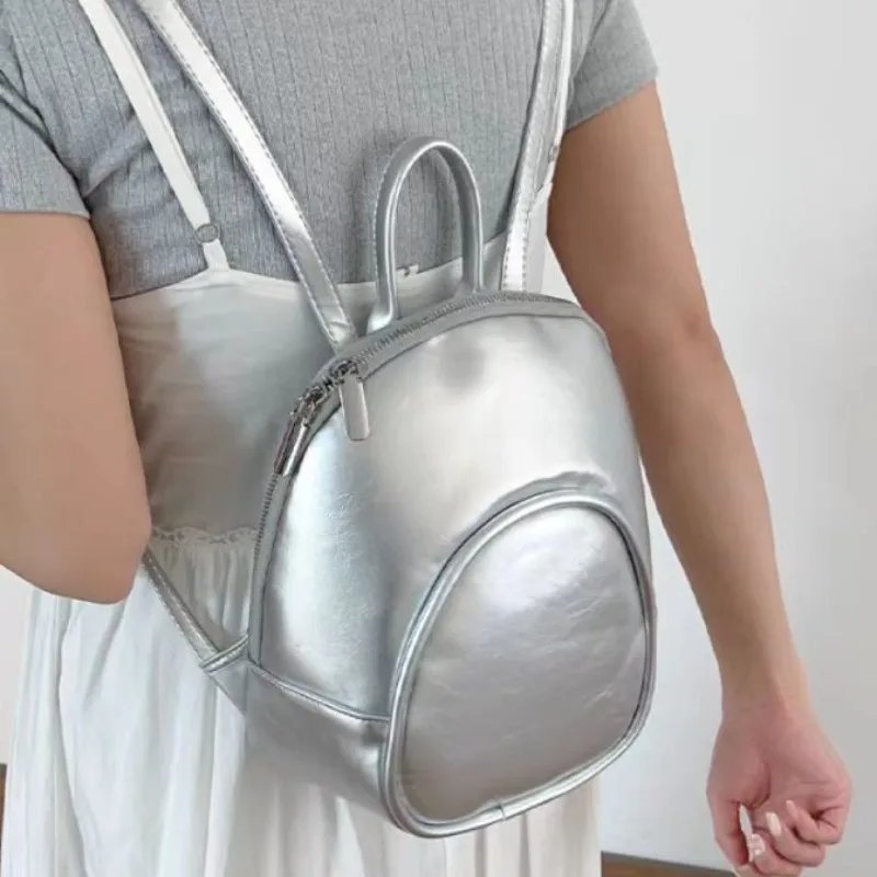 New Niche Design Ladies Backpack Large Capacity Casual Women's Bag Simple Versatile Silver PU Tote for Student Commuting Bags
New Niche Design Ladies Backpack Large Capacity Casual Women's Bag Simple Versatile Silver PU Tote for Student Commuting Bags