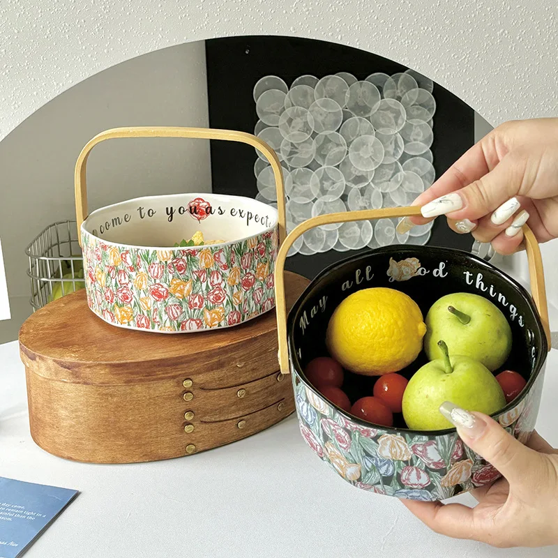 French Ceramic Hand-held Fruit Basket, Living Room Snack Fruit Tray, High-end Desktop Storage Box, Home Decoration Kitchen Items
French Ceramic Hand-held Fruit Basket, Living Room Snack Fruit Tray, High-end Desktop Storage Box, Home Decoration Kitchen Items