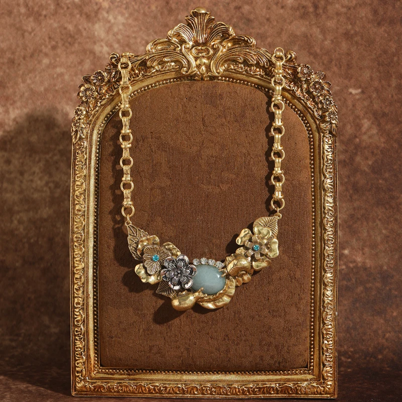 Vintage Natural Stone Snail Choker Necklaces Antique Gold Color Flower Charm Jewelry Pendant Making Women Luxury Party Indian
Vintage Natural Stone Snail Choker Necklaces Antique Gold Color Flower Charm Jewelry Pendant Making Women Luxury Party Indian