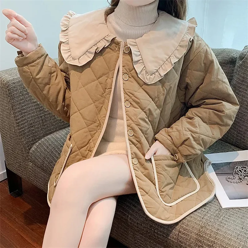 2025 New Winter Fashion Doll Collar Cotton-Padded Jacket Pocket Cotton Coat Women's Fashion Loose Tops Puffer Coats Female
2025 New Winter Fashion Doll Collar Cotton-Padded Jacket Pocket Cotton Coat Women's Fashion Loose Tops Puffer Coats Female