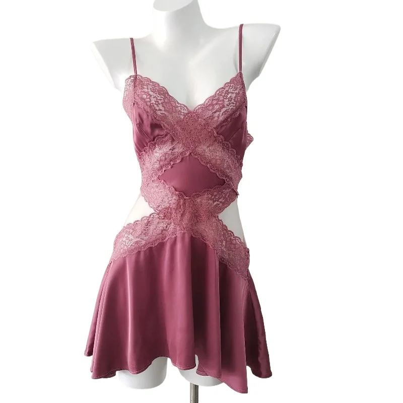 Vintage Women's Sleepwear V-Neck Sexy Suspender Nightdress Ice Silk Pajamas No Chest Pad Lace Thin Nightwear Ladies Homewear
Vintage Women's Sleepwear V-Neck Sexy Suspender Nightdress Ice Silk Pajamas No Chest Pad Lace Thin Nightwear Ladies Homewear