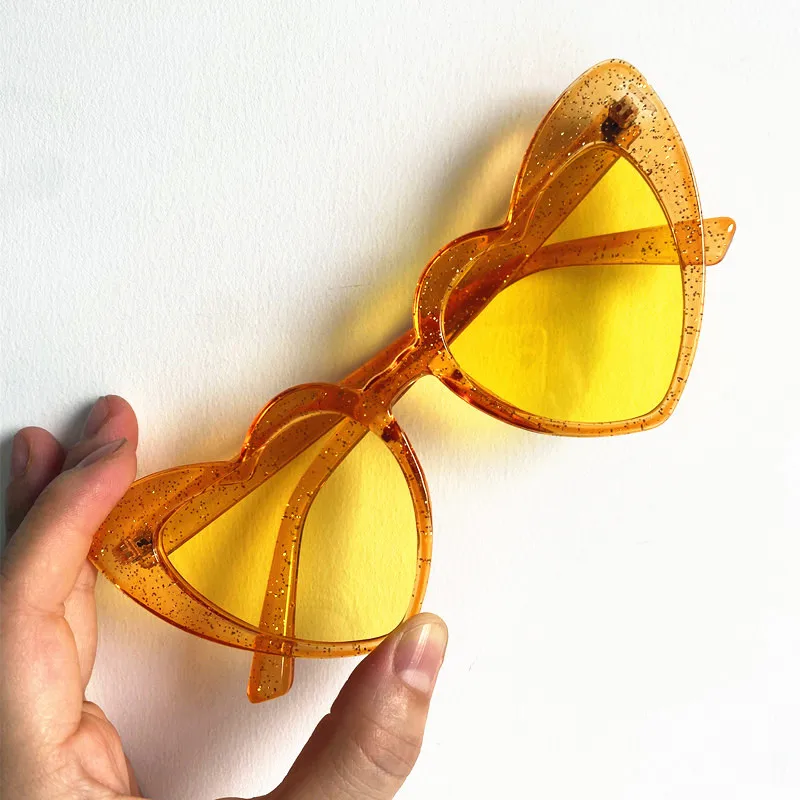 Fashion Sun Glasses Women Funny Anti-UV Spectacles Cut Heart Eyeglasses Oversize Frame Ornamental Oversize Frame Sunglasses
Fashion Sun Glasses Women Funny Anti-UV Spectacles Cut Heart Eyeglasses Oversize Frame Ornamental Oversize Frame Sunglasses