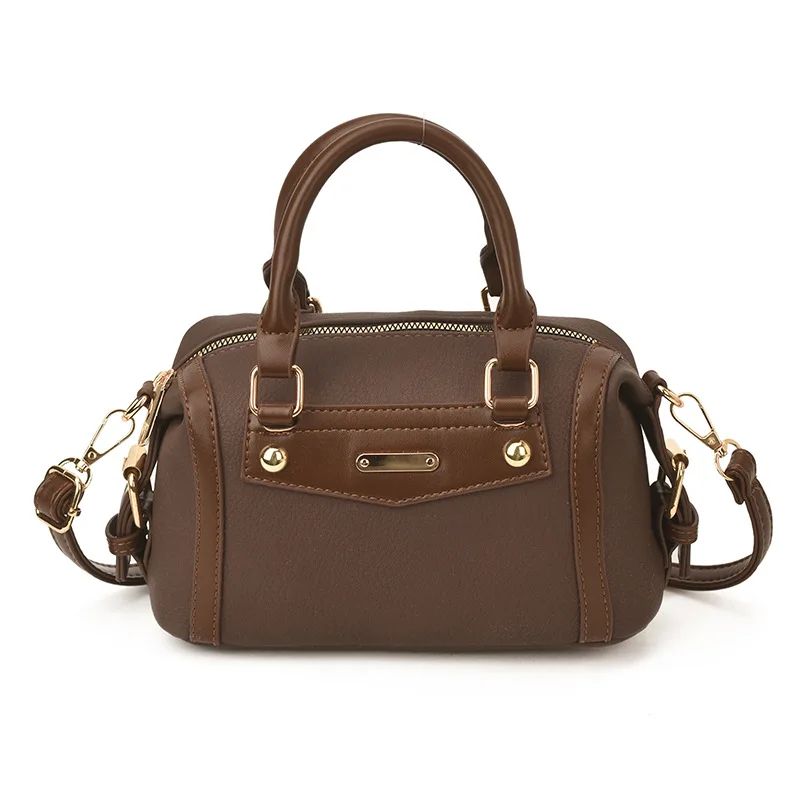 2026 New Niche Solid Color Design Trendy Rivet Bag Retro Shoulder Messenger Bag Contrasting Handbag
2026 New Niche Solid Color Design Trendy Rivet Bag Retro Shoulder Messenger Bag Contrasting Handbag