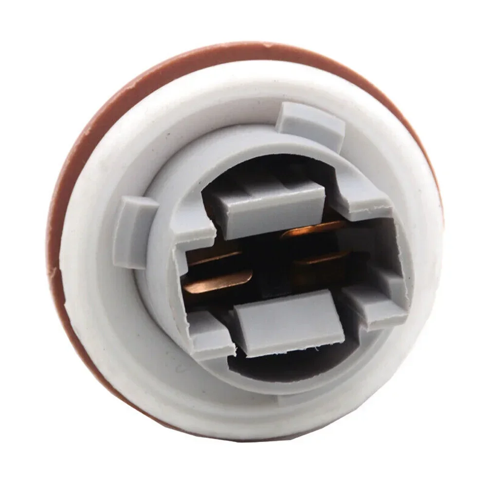 Улучшите выглядите и функциональность вашего для Dodge Grand Caravan 2008 2019, с этим цоколем указателя поворота. 
Улучшите выглядите и функциональность вашего для Dodge Grand Caravan 2008 2019, с этим цоколем указателя поворота.