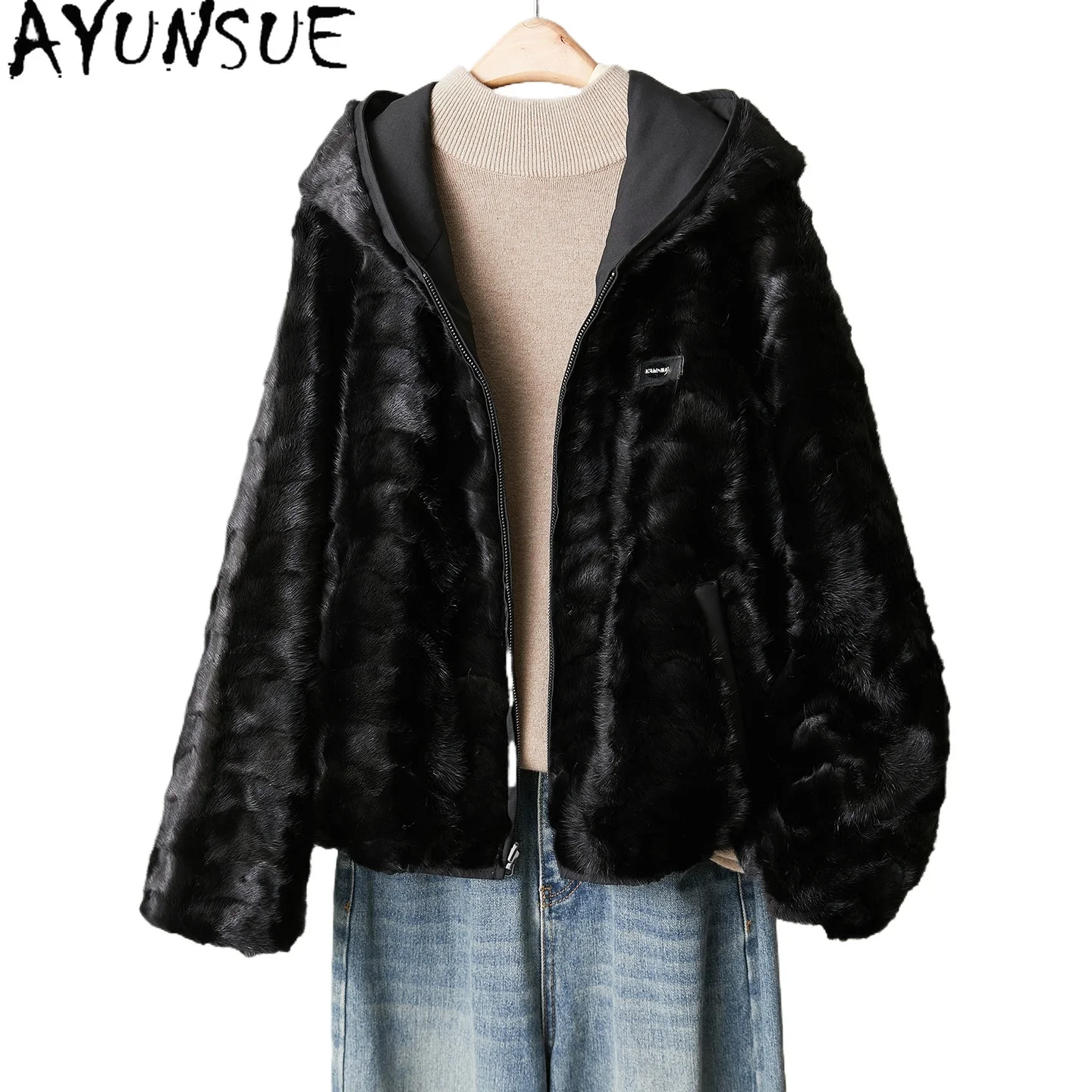 Шуба из натурального меха норки AYUSNUE, женская, теплая зимняя одежда, черная, с лоскутным дизайном, двусторонняя, новинка в категории пальто, женская шуба
Шуба из натурального меха норки AYUSNUE, женская, теплая зимняя одежда, черная, с лоскутным дизайном, двусторонняя, новинка в категории пальто, женская шуба