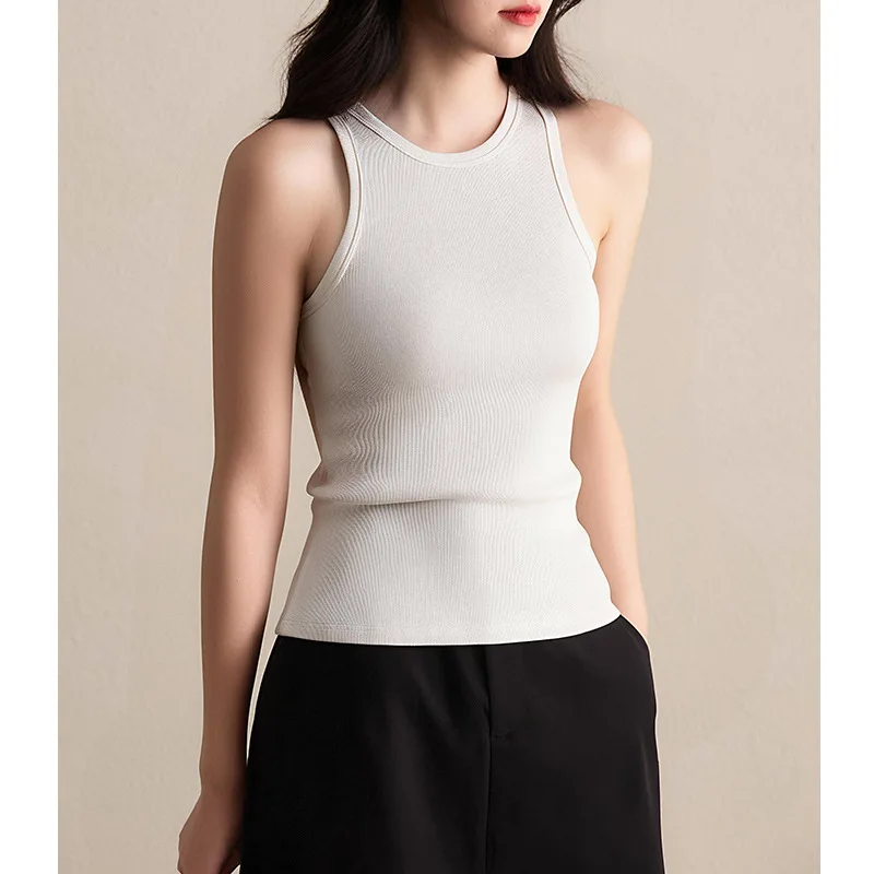 White Racerback Women's Knit Tank 2025 Early Spring Crew Neck Sleeveless Top Chic & Versatile for Work or Casual Wear
White Racerback Women's Knit Tank 2025 Early Spring Crew Neck Sleeveless Top Chic & Versatile for Work or Casual Wear