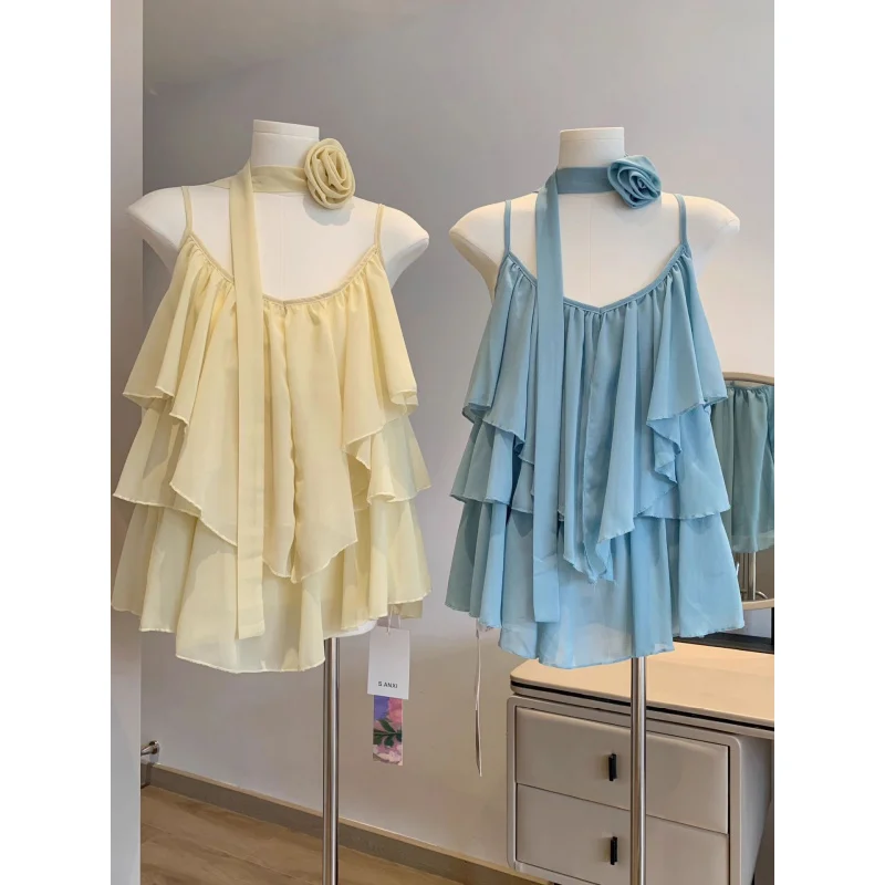 Women Gentle Blue Floral Irregular Camisole Ribbon Sleeveless Loose Tank Top Summer Beach Dating Casual Blouse
Women Gentle Blue Floral Irregular Camisole Ribbon Sleeveless Loose Tank Top Summer Beach Dating Casual Blouse