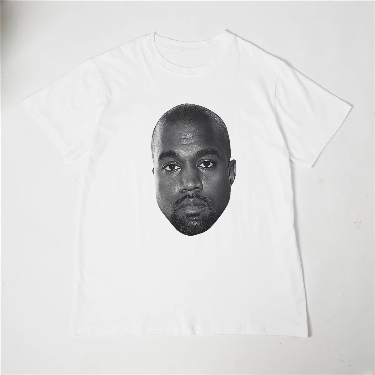 Rapper Kanye West Graphic Print T Shirt Mens Vintage Street Style T-shirt Casual Cotton Short Sleeve T-shirts Hip Hop Streetwear
Rapper Kanye West Graphic Print T Shirt Mens Vintage Street Style T-shirt Casual Cotton Short Sleeve T-shirts Hip Hop Streetwear