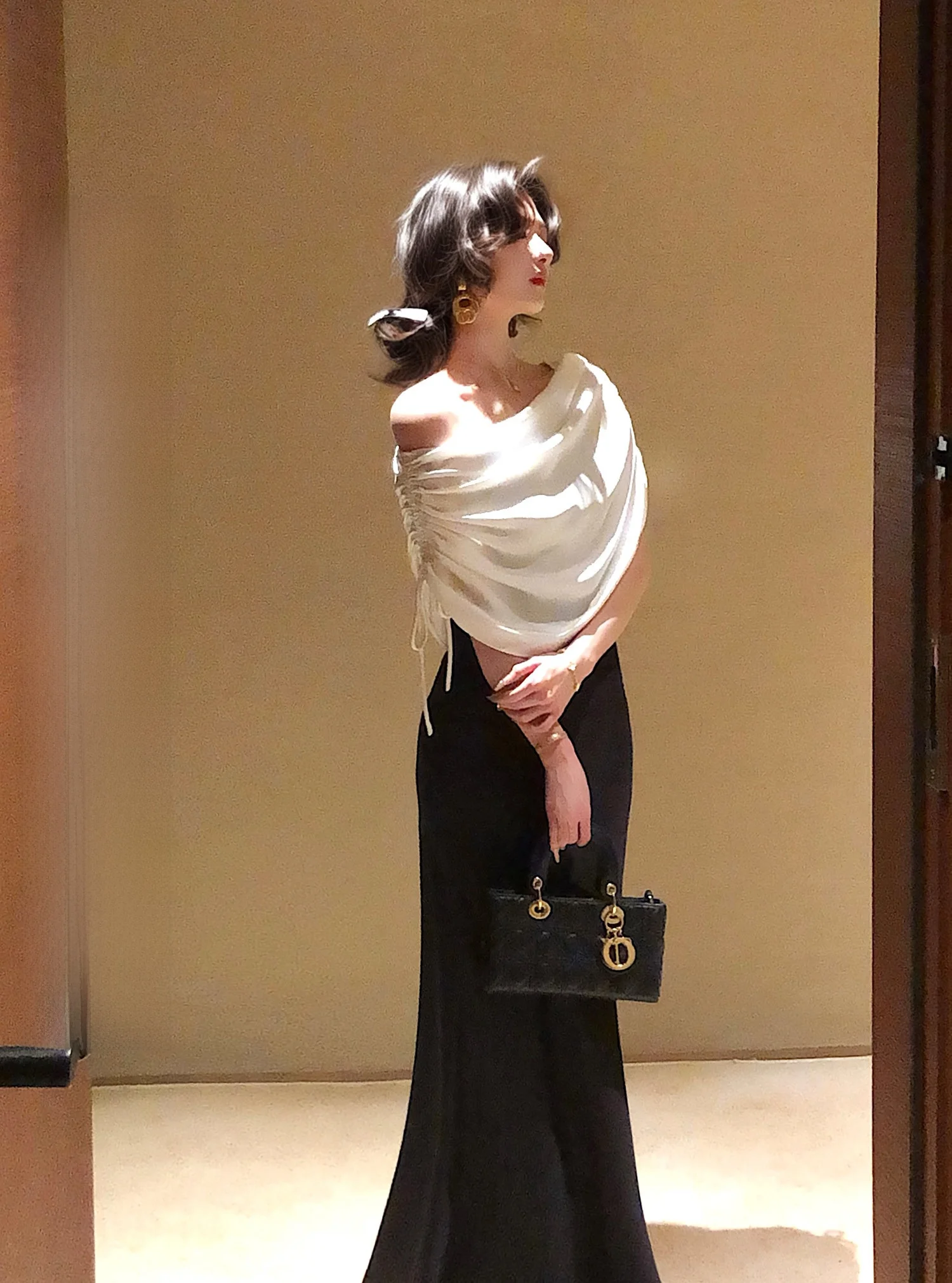 Элегантное вечернее платье в стиле Одри Хепберн, приталенное, с драпировкой, для пышных форм, французский стиль, из полиэстера, весна-лето, женское
Элегантное вечернее платье в стиле Одри Хепберн, приталенное, с драпировкой, для пышных форм, французский стиль, из полиэстера, весна-лето, женское