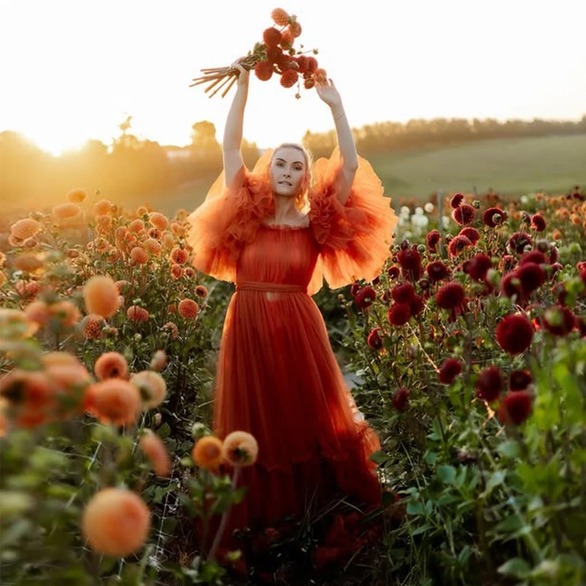 Burnt Orange Off Shoulder Tulle Maxi Dress Ruffle Puff Sleeve Flowy Formal Gown for Women Wedding Guest Photoshoot
Burnt Orange Off Shoulder Tulle Maxi Dress Ruffle Puff Sleeve Flowy Formal Gown for Women Wedding Guest Photoshoot