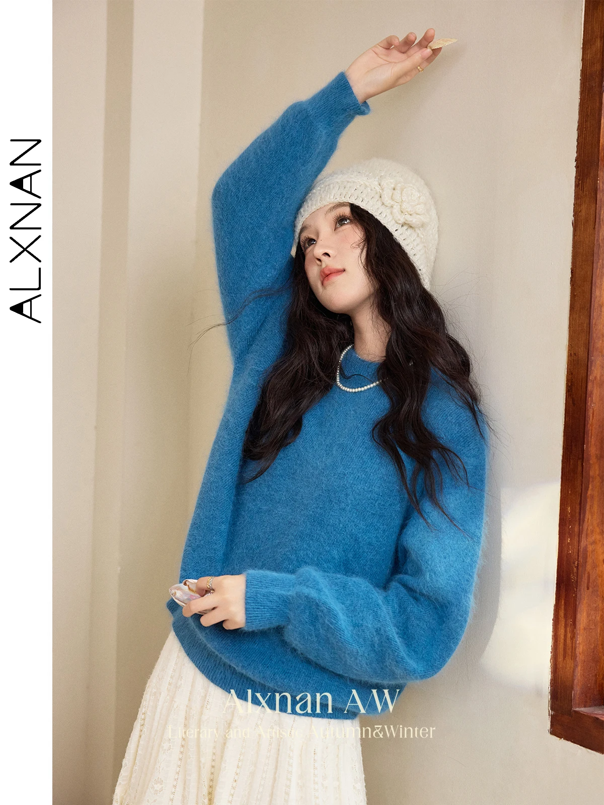 ALXNAN Women's Blue Sweater 2025 Autumn Winter New Loose-fit Pullovers Fashion Casual Warm Round Neck Knitted Tops Ladies L51916
ALXNAN Women's Blue Sweater 2025 Autumn Winter New Loose-fit Pullovers Fashion Casual Warm Round Neck Knitted Tops Ladies L51916