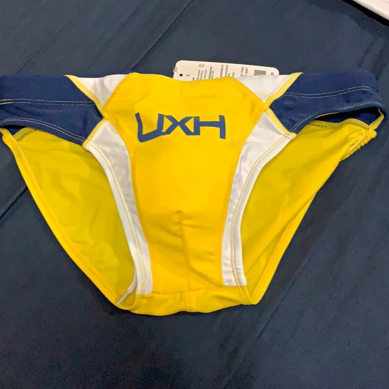 2026 warehouse real shot men's fashion stitching briefs Japanese show beach swimming trunks close-fitting briefs UXH026
2026 warehouse real shot men's fashion stitching briefs Japanese show beach swimming trunks close-fitting briefs UXH026