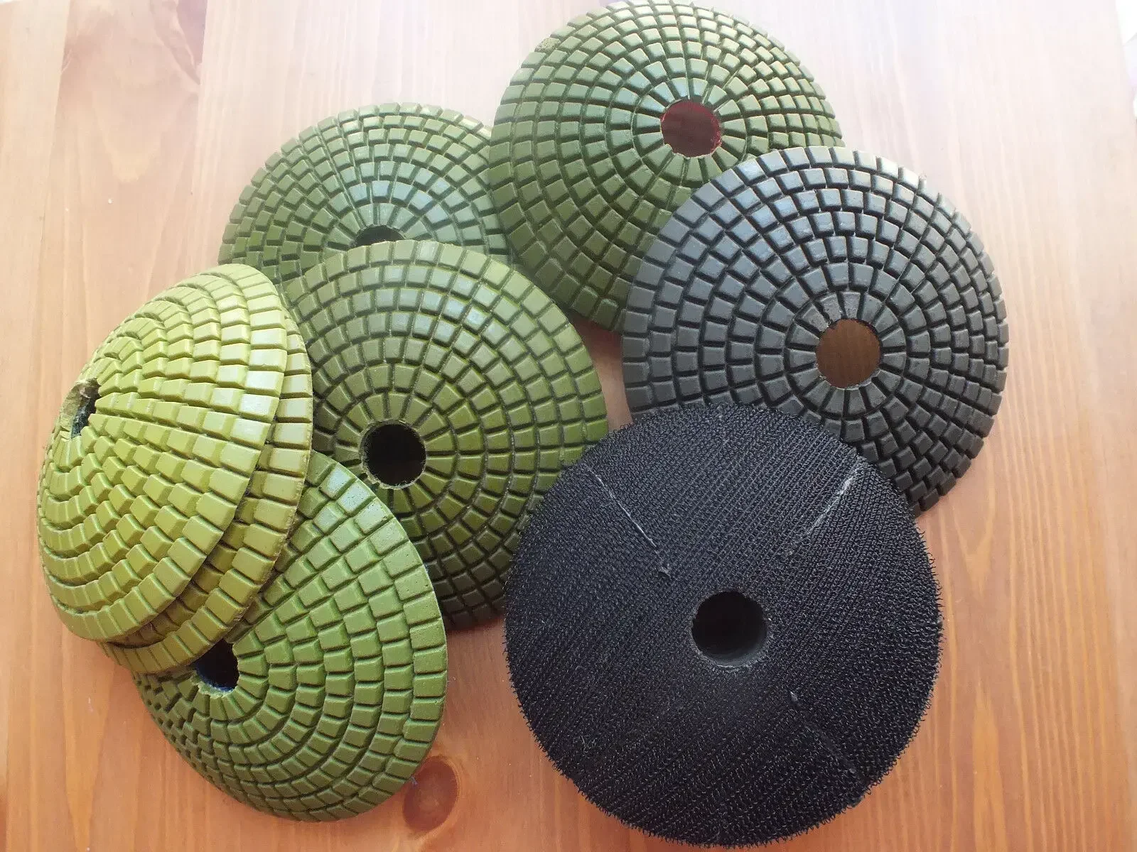 4" Inch 8 Piece Set Convex Concave Diamond Disk Polishing Pads For Marble Granite Stone Concrete
4" Inch 8 Piece Set Convex Concave Diamond Disk Polishing Pads For Marble Granite Stone Concrete