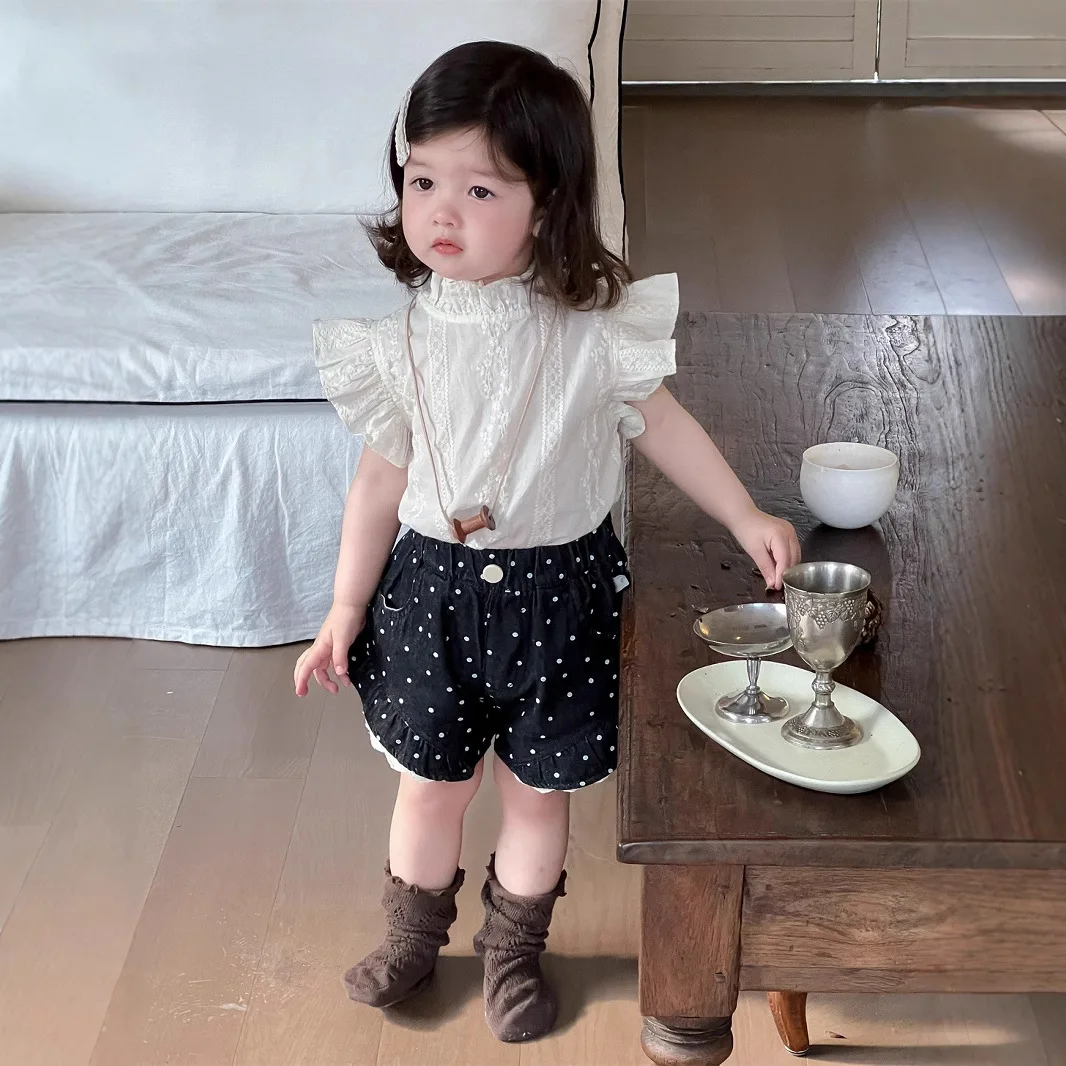 Girls Suit 2025 Summer New Type Childrens Clothing Korean Style Girl Baby Fashion Lace Baby Shirt Wave Dot Shorts Two Sets
Girls Suit 2025 Summer New Type Childrens Clothing Korean Style Girl Baby Fashion Lace Baby Shirt Wave Dot Shorts Two Sets
