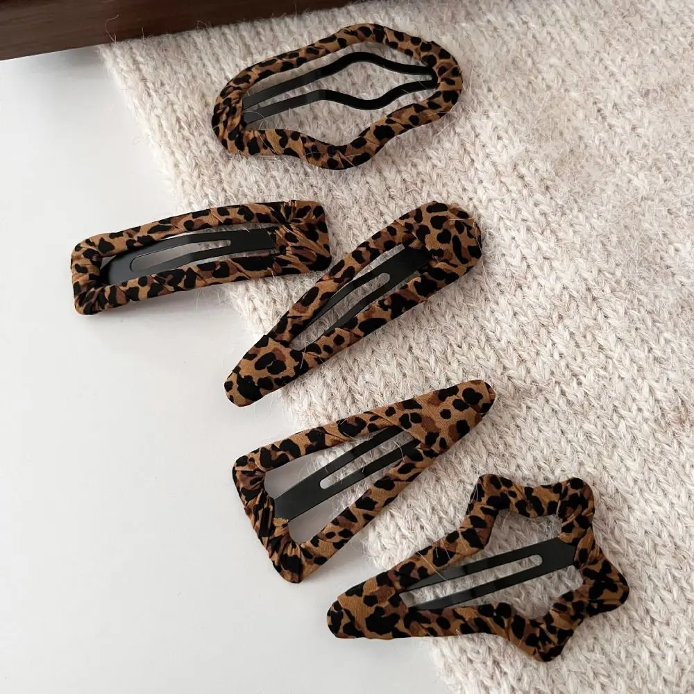 Personalized Hollow Leopard Print Hair Clip Alloy Cloth Star Hairpin Y2k Side Barrettes Travel
Personalized Hollow Leopard Print Hair Clip Alloy Cloth Star Hairpin Y2k Side Barrettes Travel