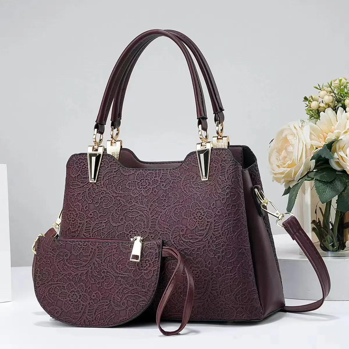 New Two-piece Portable Women's Bag Fashion Printed Shoulder Skew Bag, Large-capacity Temperament Bag Handbags
New Two-piece Portable Women's Bag Fashion Printed Shoulder Skew Bag, Large-capacity Temperament Bag Handbags