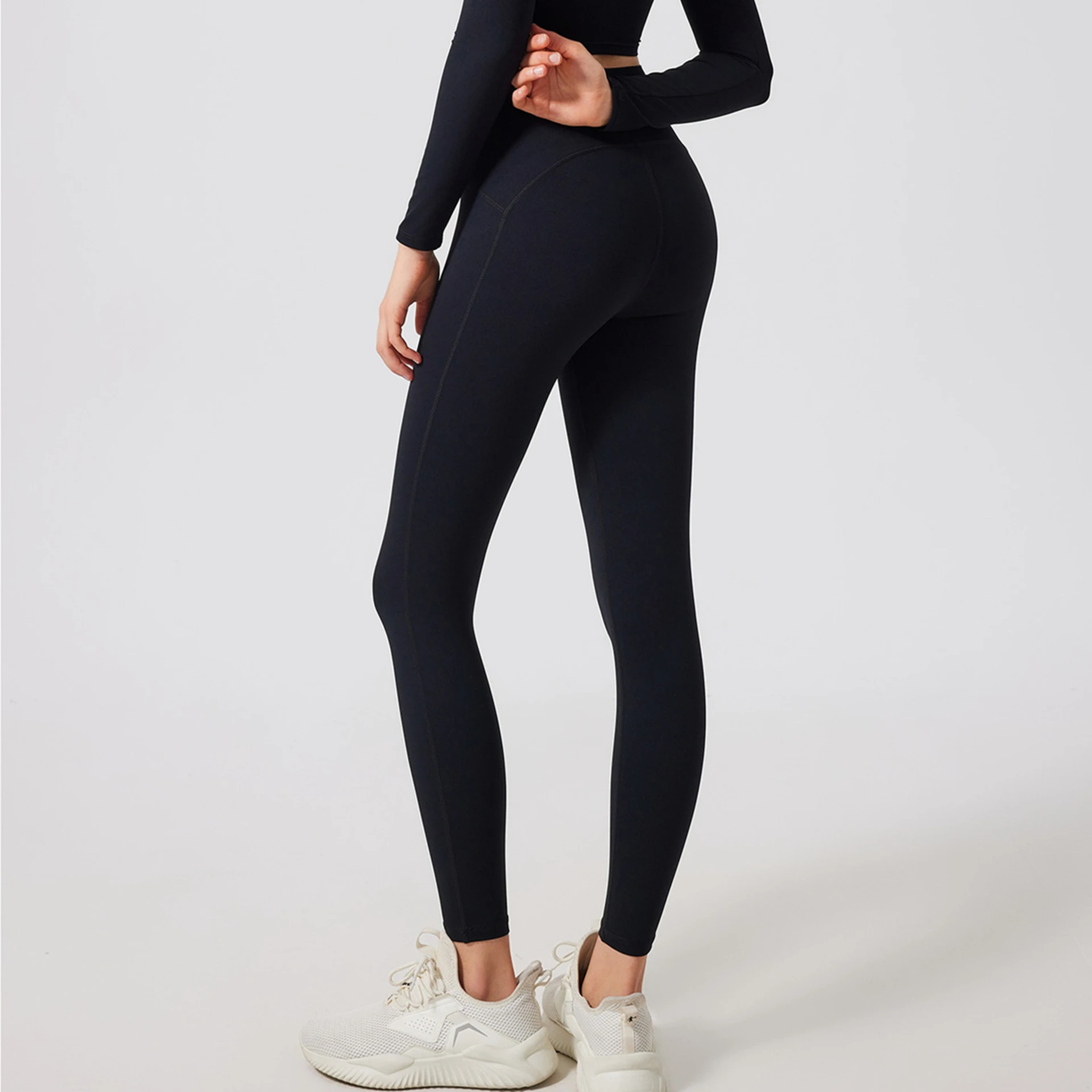 Women Sports Leggings High Waist Yoga Pants Hip Lifting Running Trousers Tummy Control Naked Leggings Elastic Fitness Gym Tights
Women Sports Leggings High Waist Yoga Pants Hip Lifting Running Trousers Tummy Control Naked Leggings Elastic Fitness Gym Tights