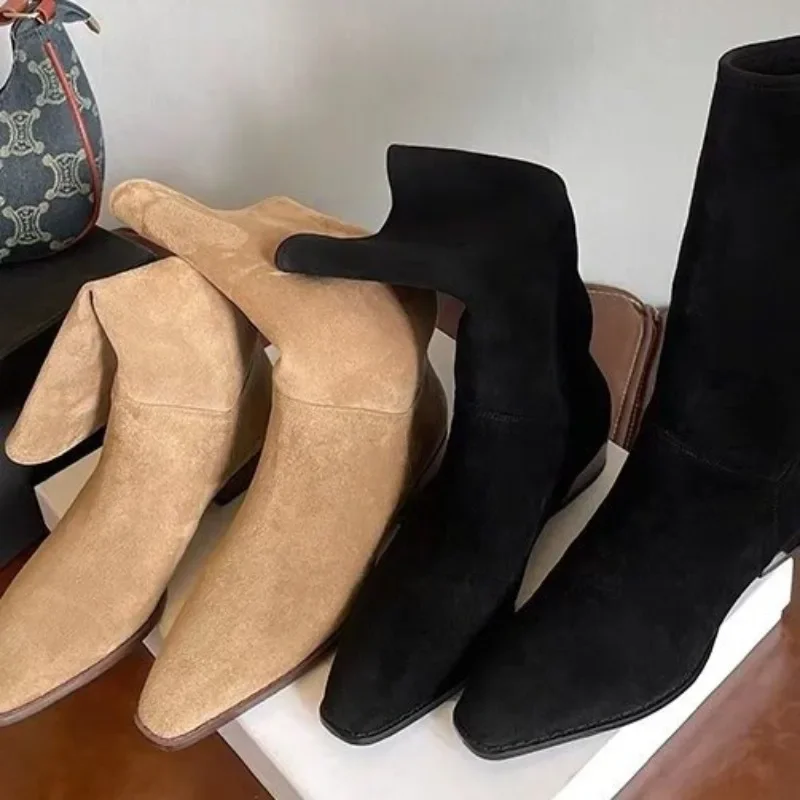 2024 Women's Natural Suede Western Boots Thick Pointed Short Boots Vintage Pleated Fashion Boots Women Autumn Office Lady Shoes
2024 Women's Natural Suede Western Boots Thick Pointed Short Boots Vintage Pleated Fashion Boots Women Autumn Office Lady Shoes