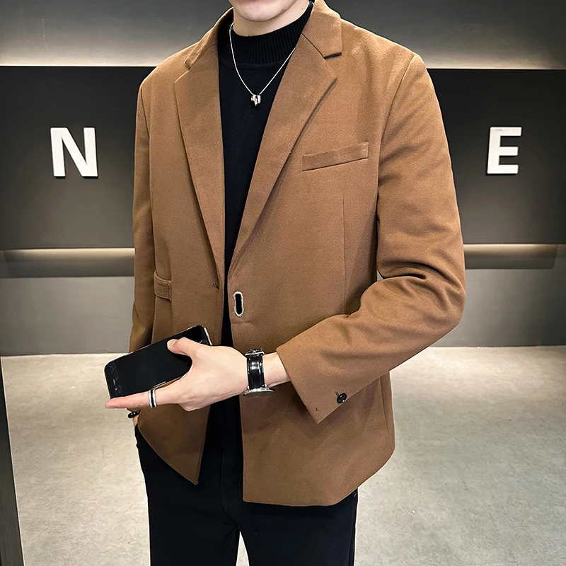 Мужской шерстяной пиджак в стиле casual: весенне-осенний, модный, свободного кроя, классический, однобортный, с длинным рукавом, для бизнеса и повседневной носки
Мужской шерстяной пиджак в стиле casual: весенне-осенний, модный, свободного кроя, классический, однобортный, с длинным рукавом, для бизнеса и повседневной носки