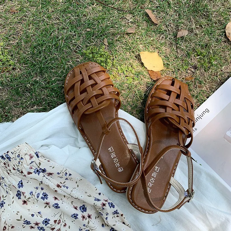 Summer 2022 New Sandals Retro Women Shoes Summer Black Original Fashion Gladiator Comfort Flat Weave Back Strap Sexy Casual Blue
Summer 2022 New Sandals Retro Women Shoes Summer Black Original Fashion Gladiator Comfort Flat Weave Back Strap Sexy Casual Blue
