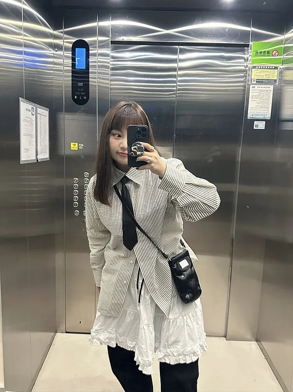 Универсальный удлиненный топ в полоску из чистого хлопка больших размеров в стиле ретро, весна-осень, корейский стиль, свободный крой, с эффектом соленой стирки
Универсальный удлиненный топ в полоску из чистого хлопка больших размеров в стиле ретро, весна-осень, корейский стиль, свободный крой, с эффектом соленой стирки