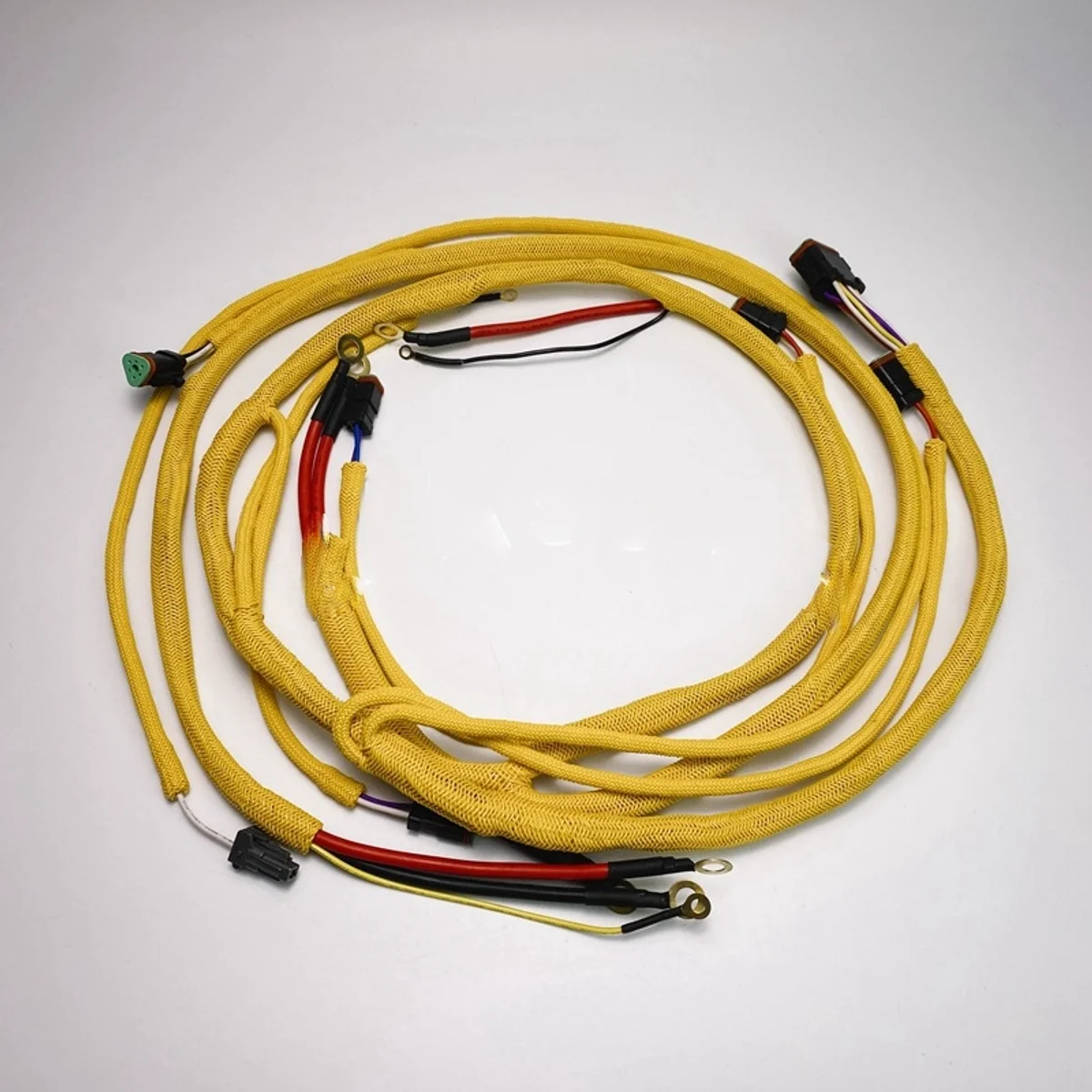 Жгут проводов двигателя для PC300/360-7, номер детали 6743-81-8310 (6743818310), кабельный патрубок.
Жгут проводов двигателя для PC300/360-7, номер детали 6743-81-8310 (6743818310), кабельный патрубок.