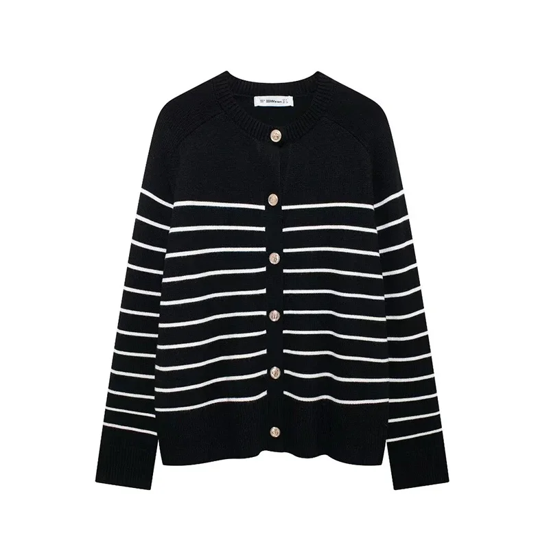 Women Fashion Striped Single Breasted Knitted Sweater Vintage O-Neck Long Sleeves Female Chic Lady Outfits
Women Fashion Striped Single Breasted Knitted Sweater Vintage O-Neck Long Sleeves Female Chic Lady Outfits