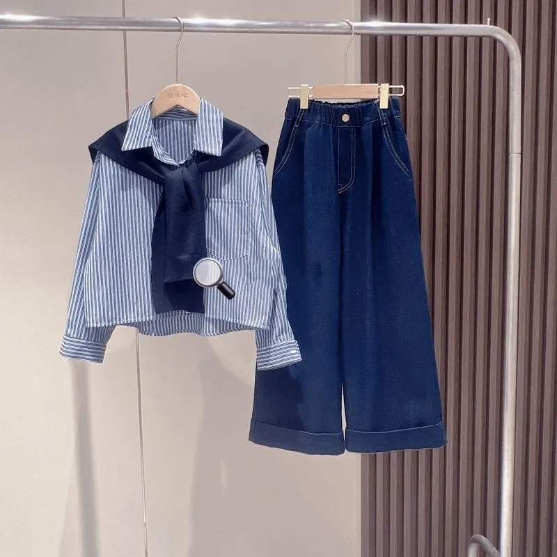 Girls' Spring and Autumn Collection New Mid to Large Children's Striped Shirt Two Piece Set Girls' Elegant Jeans
Girls' Spring and Autumn Collection New Mid to Large Children's Striped Shirt Two Piece Set Girls' Elegant Jeans