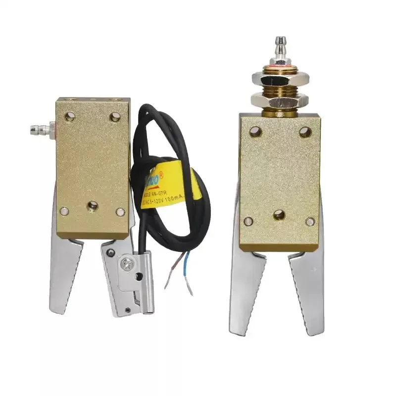 Robot Injection Molding Machine Mini Fixture CHK-EM-12-C/EL/EX-20-C Pneumatic Sprue Gripper CH1410B
Robot Injection Molding Machine Mini Fixture CHK-EM-12-C/EL/EX-20-C Pneumatic Sprue Gripper CH1410B