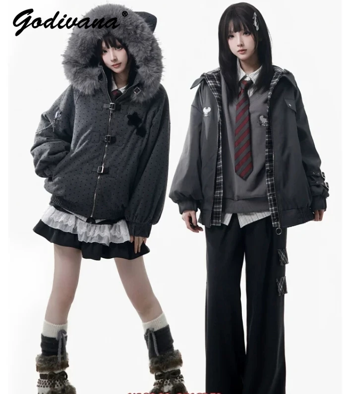 Комплект в стиле панк: теплая хлопковая куртка с меховым капюшоном и прямые брюки для студенток, осенне-зимний, в стиле Y2K
Комплект в стиле панк: теплая хлопковая куртка с меховым капюшоном и прямые брюки для студенток, осенне-зимний, в стиле Y2K