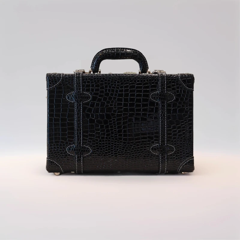 Retro portable case cosmetic case mini password cases boarding suitcase 18 inch men's and women's leather cases toolbox
Retro portable case cosmetic case mini password cases boarding suitcase 18 inch men's and women's leather cases toolbox