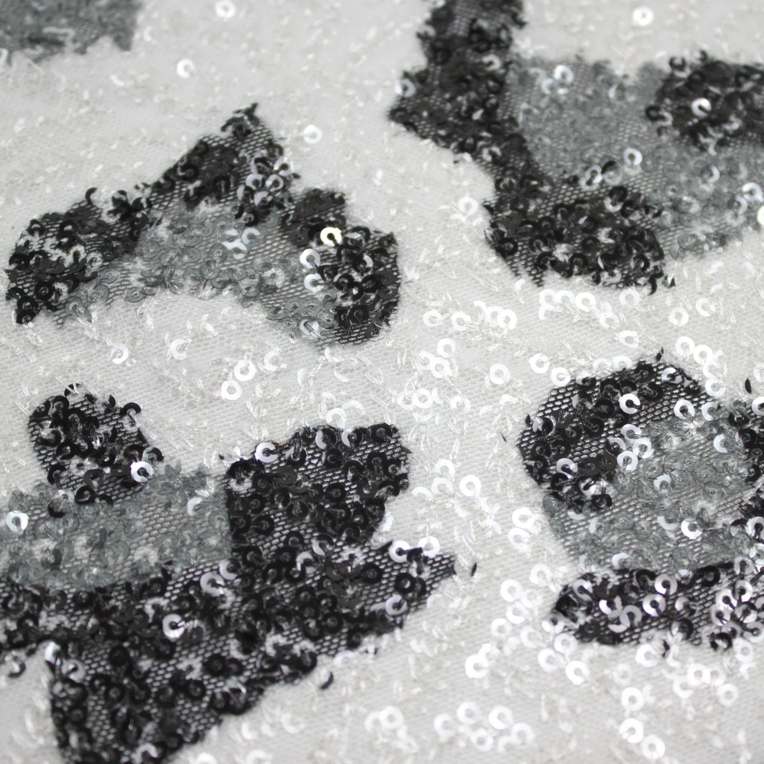 Clothing Designer Fabric Cows Pattern Printed Sequined Embroidered Evening Dress Performance Wear Fashion High-End Cloth
Clothing Designer Fabric Cows Pattern Printed Sequined Embroidered Evening Dress Performance Wear Fashion High-End Cloth