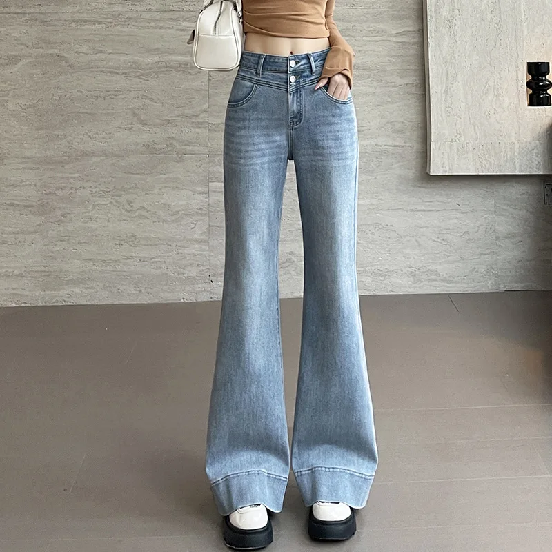Spring and Autumn Washed Vintage Denim Micro-flare Pants. Women's New Loose Non-sticking Leg Double-buckle Straight Leg Jeans
Spring and Autumn Washed Vintage Denim Micro-flare Pants. Women's New Loose Non-sticking Leg Double-buckle Straight Leg Jeans