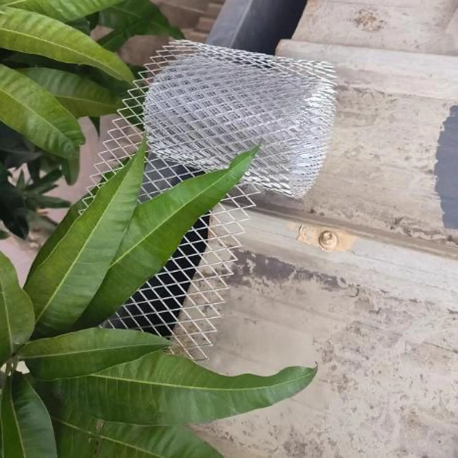 Gutter Cover Leaves Filter High Efficiency High Temperature Resistant Flexible Roof Gutter Filter Prevent Screen for Pipeline
Gutter Cover Leaves Filter High Efficiency High Temperature Resistant Flexible Roof Gutter Filter Prevent Screen for Pipeline