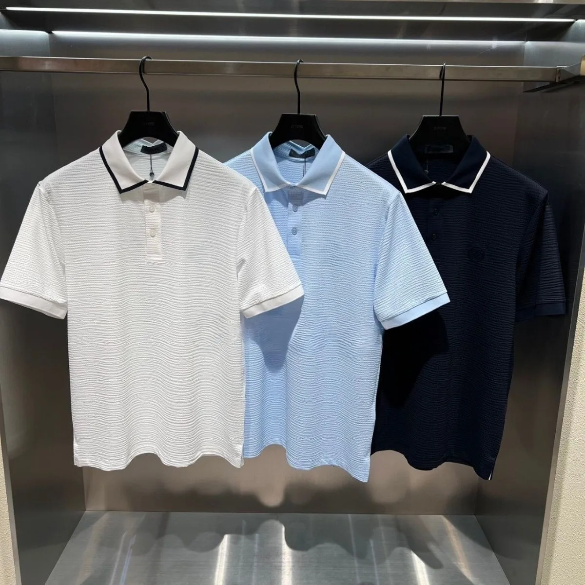Men's New Summer Golf Shirt: Lightweight, Short-Sleeve, Collared, Casual, Sporty, Versatile, Outdoor, Breathable
Men's New Summer Golf Shirt: Lightweight, Short-Sleeve, Collared, Casual, Sporty, Versatile, Outdoor, Breathable