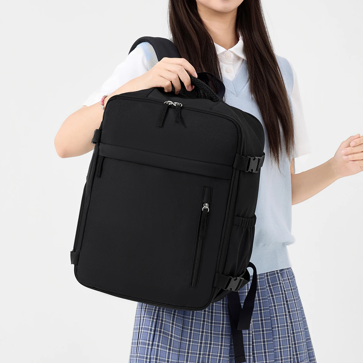 Multifunctional Travel Backpack for Women, Large Capacity, Lightweight Business Trip Backpack for Men, Business Computer Bag with Independent Side Shoe Compartment for Students
Multifunctional Travel Backpack for Women, Large Capacity, Lightweight Business Trip Backpack for Men, Business Computer Bag with Independent Side Shoe Compartment for Students