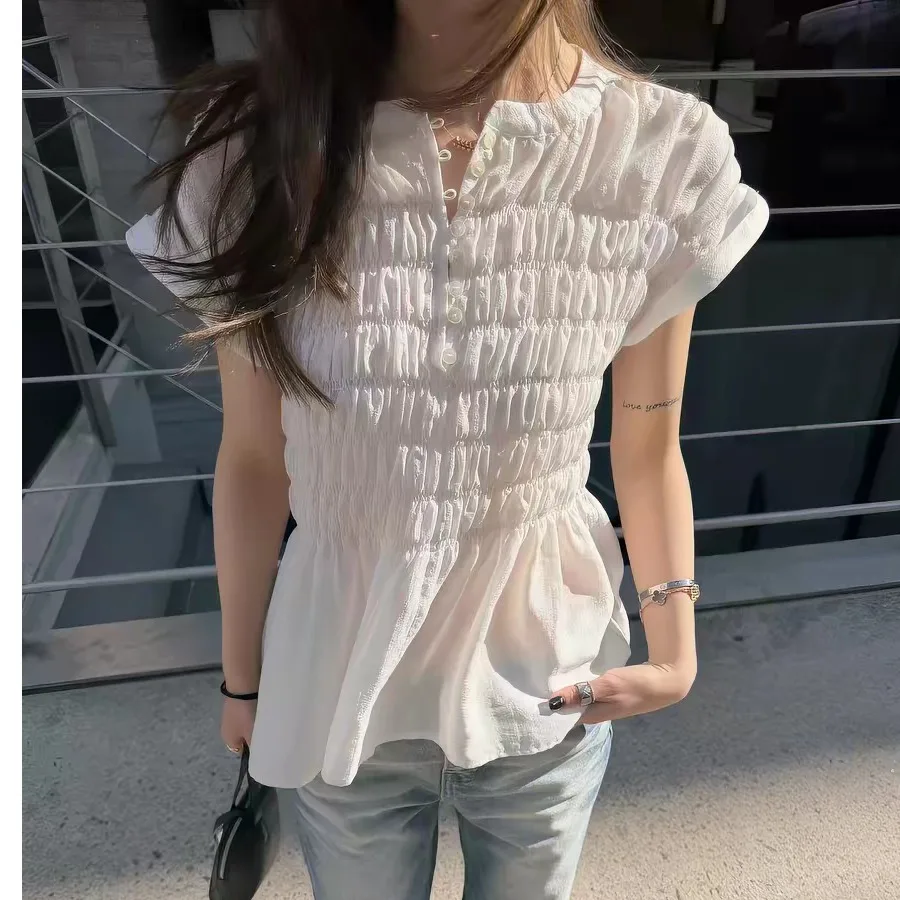 Chic Korean Style Women's Shirt Spring Summer New Fashion Gentle Wind Half Open Gown Pleated Small Flying Sleeve Top
Chic Korean Style Women's Shirt Spring Summer New Fashion Gentle Wind Half Open Gown Pleated Small Flying Sleeve Top