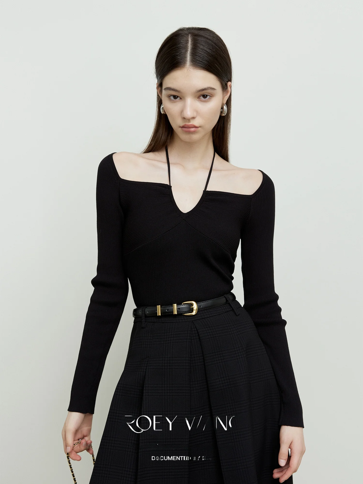 ROEYWANG Весенне-осенний вязаный шерстяной свитер с поясом, эластичный, облегающий, с длинными рукавами, женский модный топ
ROEYWANG Весенне-осенний вязаный шерстяной свитер с поясом, эластичный, облегающий, с длинными рукавами, женский модный топ