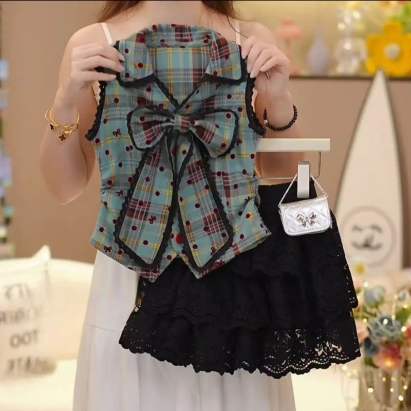 Girls' Summer Haute Couture Set 2026 New Korean Edition Checkered Large Bow Sleeveless Elastic Waist Skirt
Girls' Summer Haute Couture Set 2026 New Korean Edition Checkered Large Bow Sleeveless Elastic Waist Skirt