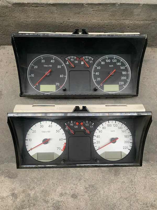 Для VW SANTANA приборная панель в сборе, одометр, тахометр, датчик температуры воды, подержанные автомобильные детали
Для VW SANTANA приборная панель в сборе, одометр, тахометр, датчик температуры воды, подержанные автомобильные детали