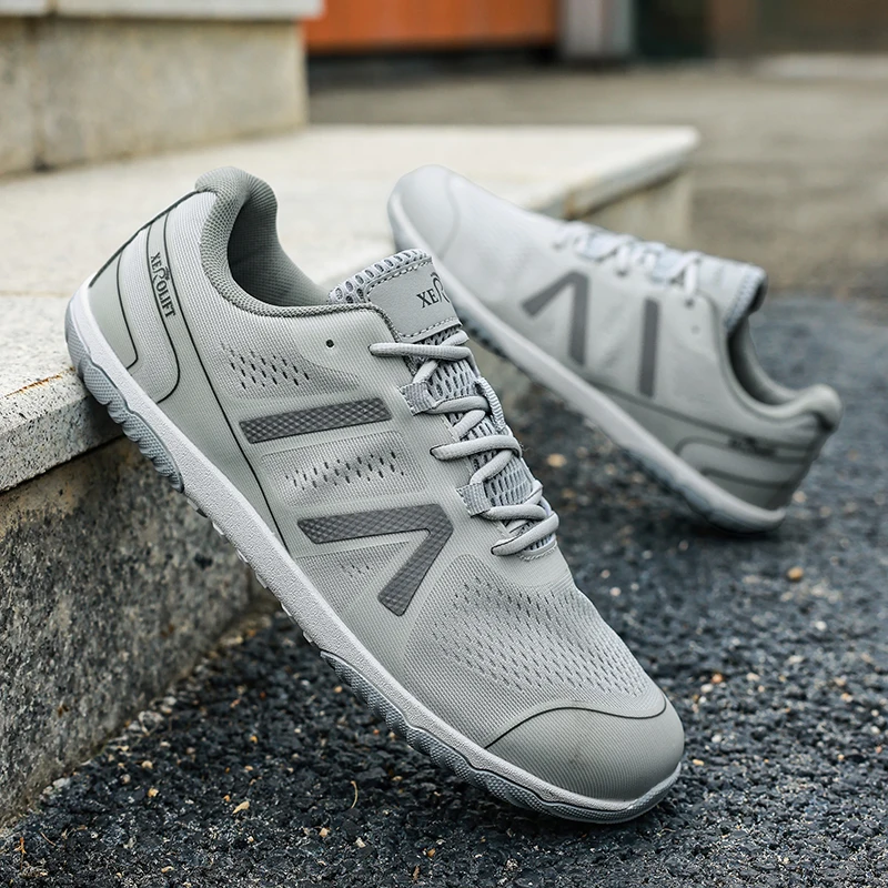 Профессиональные кроссовки для приседаний и тяжелой атлетики 2026 года для мужчин с широкой стопой, дышащие сетчатые кроссовки для фитнеса и йоги, мужские спортивные кроссовки
Профессиональные кроссовки для приседаний и тяжелой атлетики 2026 года для мужчин с широкой стопой, дышащие сетчатые кроссовки для фитнеса и йоги, мужские спортивные кроссовки