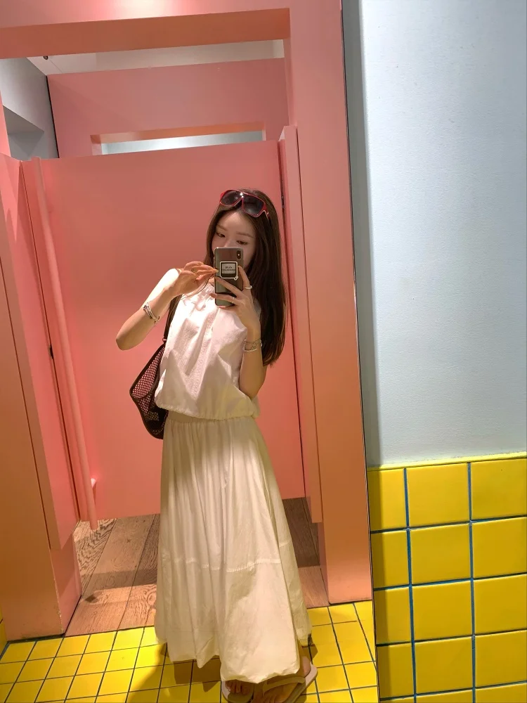 Youthful Morning Dew Blossom Vest Summer Fashion Casual Skirt Set round Neck Cotton Blend for Young Women 18-25 Years Old
Youthful Morning Dew Blossom Vest Summer Fashion Casual Skirt Set round Neck Cotton Blend for Young Women 18-25 Years Old