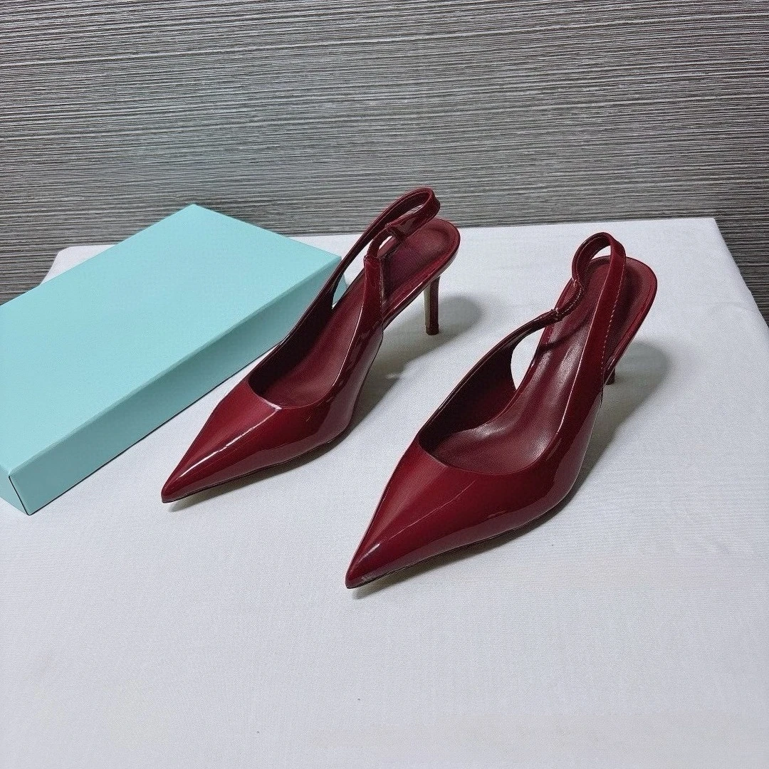 2026 New Women's Patent Leather Pointed Toe Low Heel Pumps Peep Toe Mule Sandals Elegant Office Party Shoes for Daily Wear
2026 New Women's Patent Leather Pointed Toe Low Heel Pumps Peep Toe Mule Sandals Elegant Office Party Shoes for Daily Wear