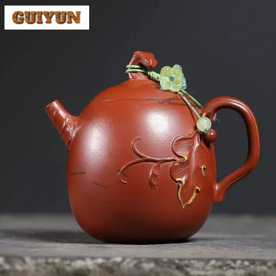 130ml Ancient Yixing Purple Clay Teapots Master Handmade Eggplant Pot Raw Ore Zhu Mud Kettle Zisha Tea Set Ornaments Collection
130ml Ancient Yixing Purple Clay Teapots Master Handmade Eggplant Pot Raw Ore Zhu Mud Kettle Zisha Tea Set Ornaments Collection