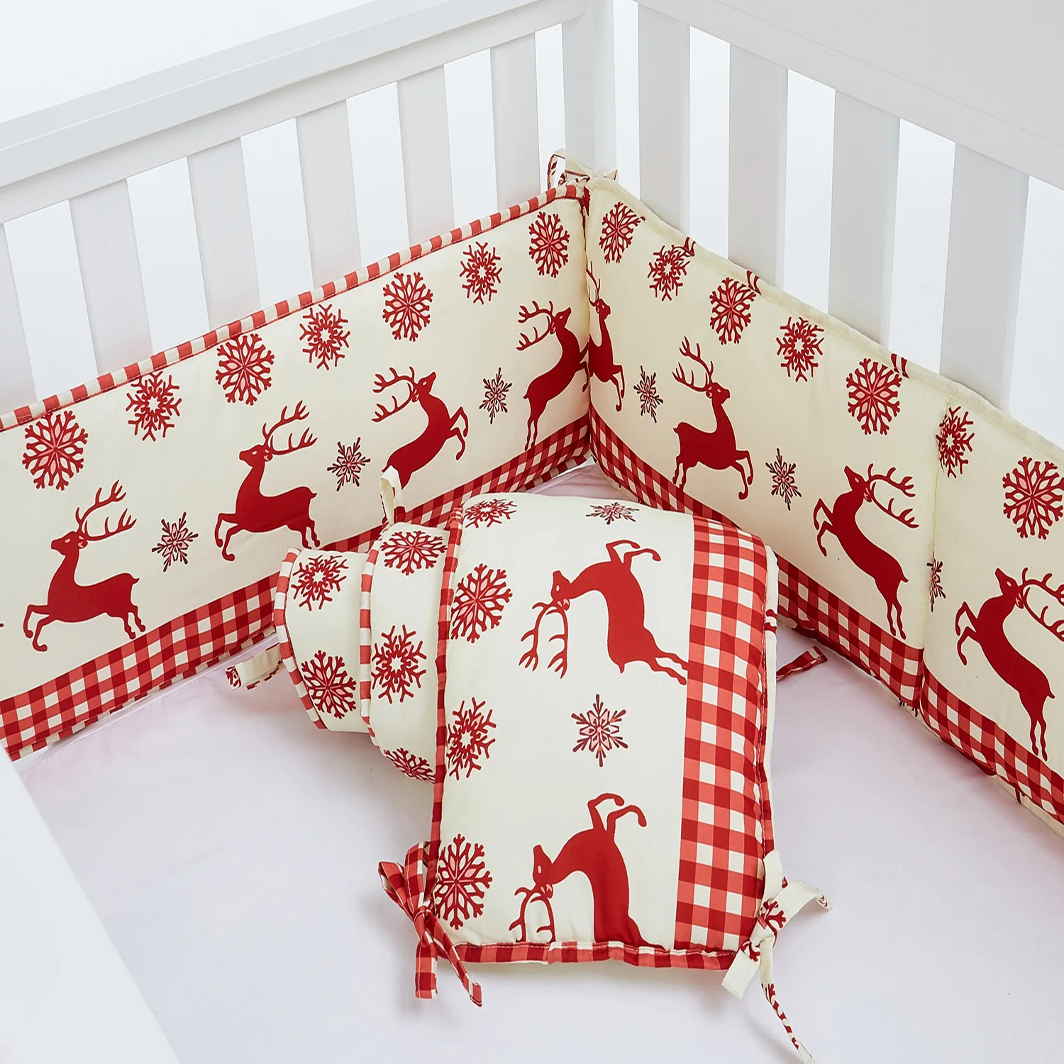 Christmas Cartoon Animal Baby Crib Bumper Protector Around Cushion Newborn Bedding Cotton Soft Infant Crib Liner Detachable
Christmas Cartoon Animal Baby Crib Bumper Protector Around Cushion Newborn Bedding Cotton Soft Infant Crib Liner Detachable
