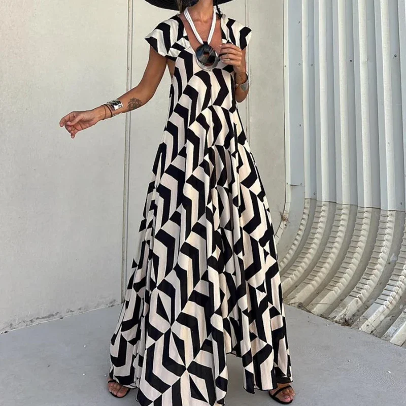 2024 Fashion V-neck Short Sleeved Boho Dress New Summer Loose Pleated Beach Dress Casual Geometric Pattern High Waist Long Dress
2024 Fashion V-neck Short Sleeved Boho Dress New Summer Loose Pleated Beach Dress Casual Geometric Pattern High Waist Long Dress