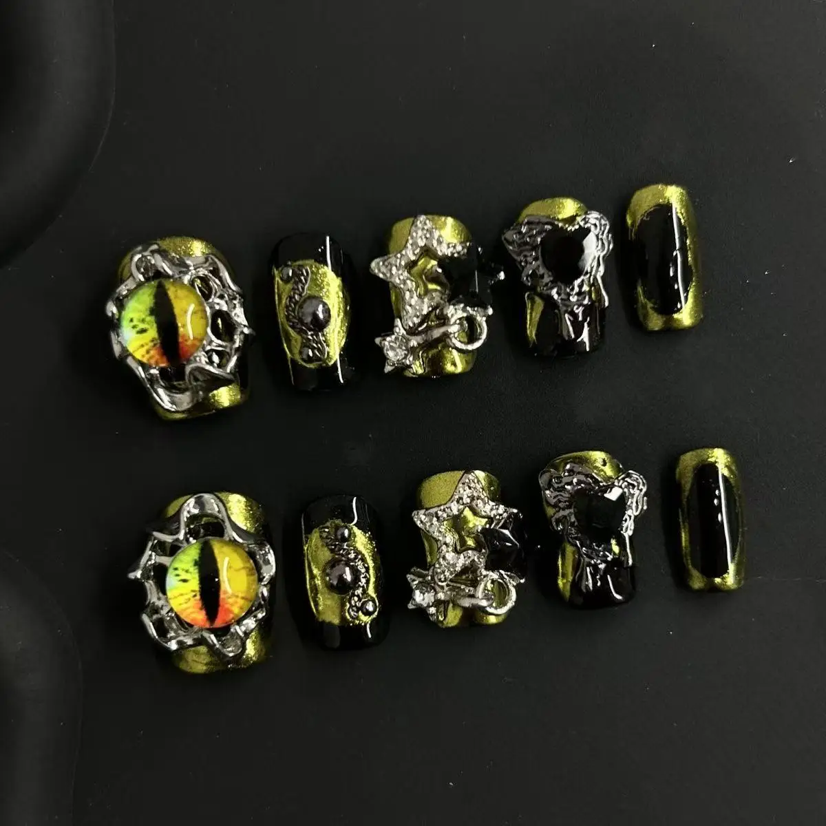 French handmade short square circle dark hand-painted alloy silver snake nail art detachable wearable nails reusable nails 
French handmade short square circle dark hand-painted alloy silver snake nail art detachable wearable nails reusable nails