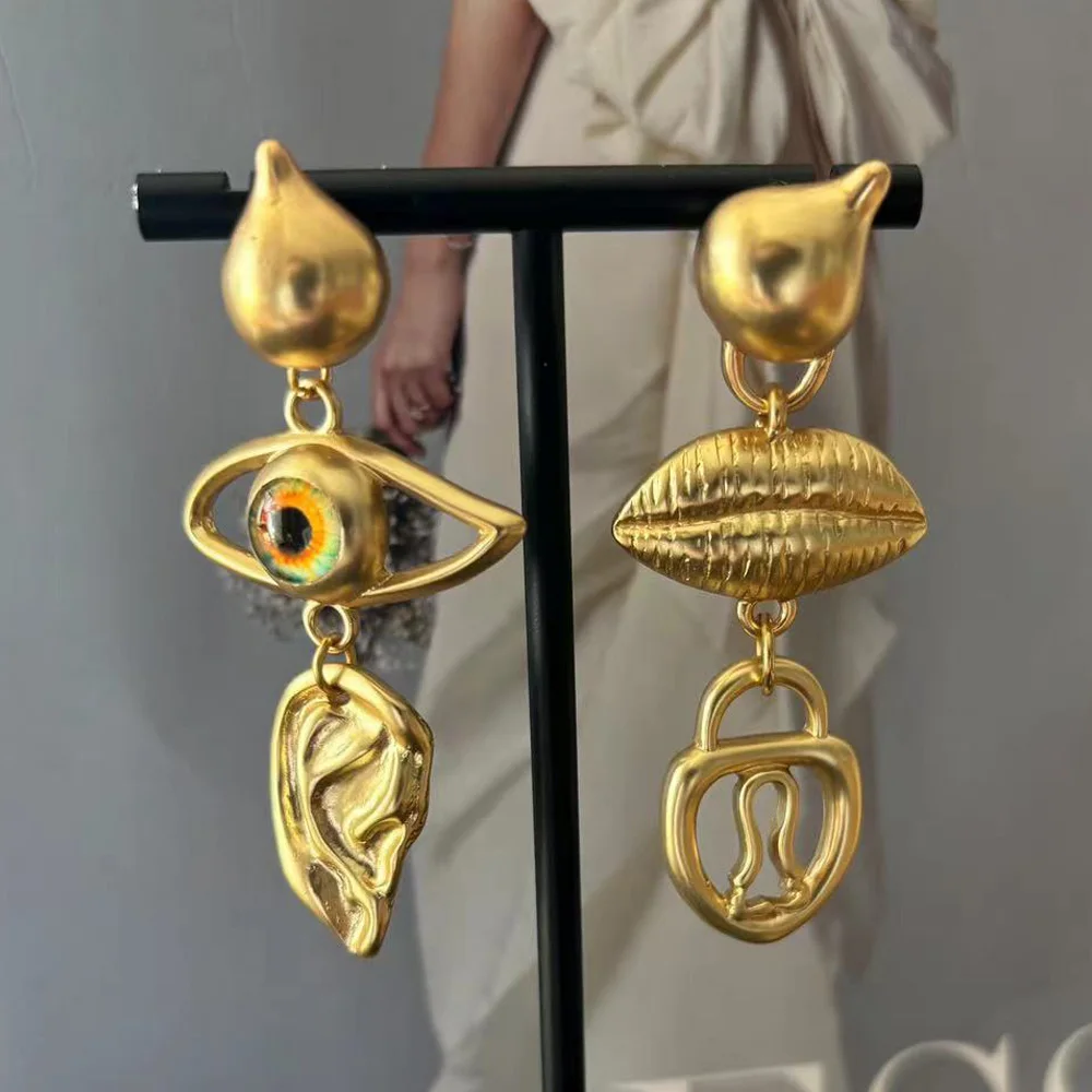 Women Vintage Devil's Eyes Stud Exaggerated Trendy Copper Earrings Style Ear Mouth Body Shape Delicate Jewelry Gifts Deluxe
Women Vintage Devil's Eyes Stud Exaggerated Trendy Copper Earrings Style Ear Mouth Body Shape Delicate Jewelry Gifts Deluxe