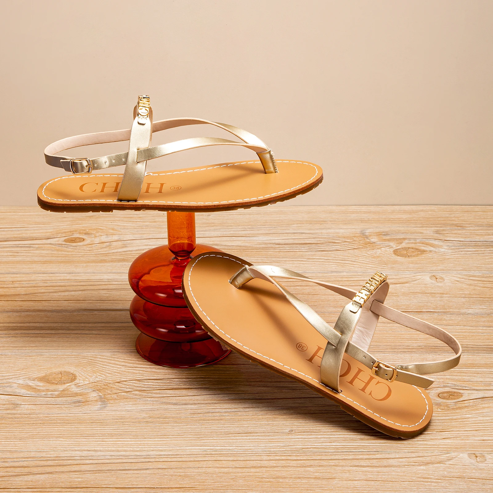 Women's Beach Shoes 2026 Spring/Summer New Flat Shoes Black Simple Sandals
Women's Beach Shoes 2026 Spring/Summer New Flat Shoes Black Simple Sandals