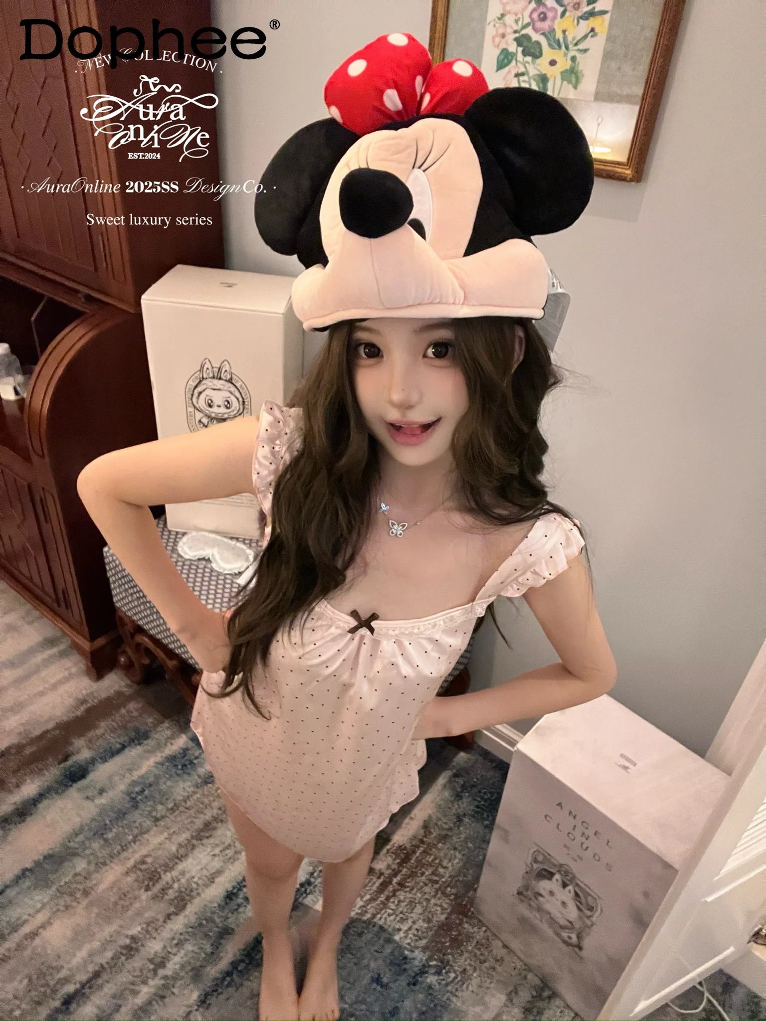 Japanese Sweet Polka Dot Bow Lace Trim Strap Nightdress Cute Girl Sexy Summer Thin Cool Comfortable Breathable Homewear Pajamas
Japanese Sweet Polka Dot Bow Lace Trim Strap Nightdress Cute Girl Sexy Summer Thin Cool Comfortable Breathable Homewear Pajamas